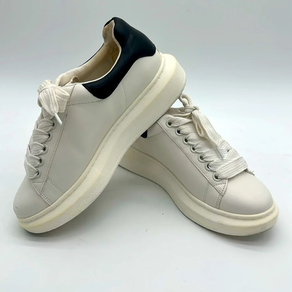 Steve Madden White and Black Size 8? Platform Sneakers Support Lifestyle